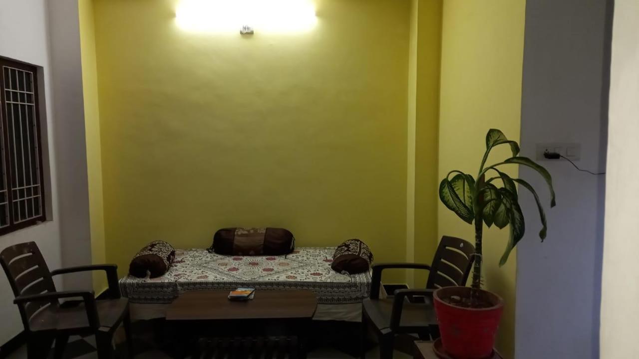 Nandini Paying Guest House Udaipur Ngoại thất bức ảnh