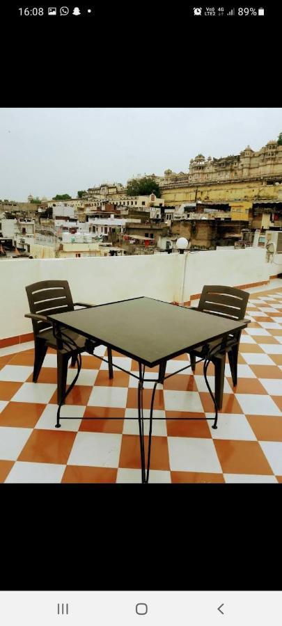 Nandini Paying Guest House Udaipur Ngoại thất bức ảnh