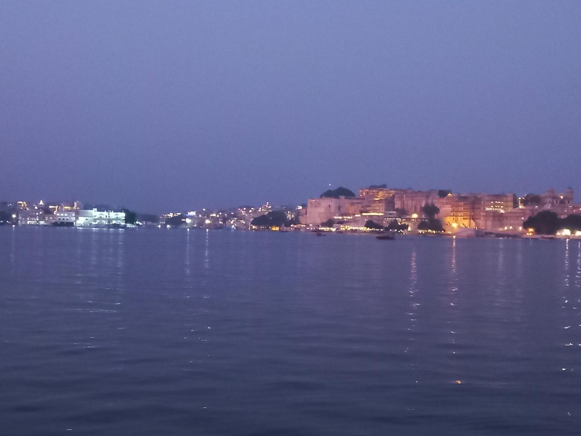 Nandini Paying Guest House Udaipur Ngoại thất bức ảnh