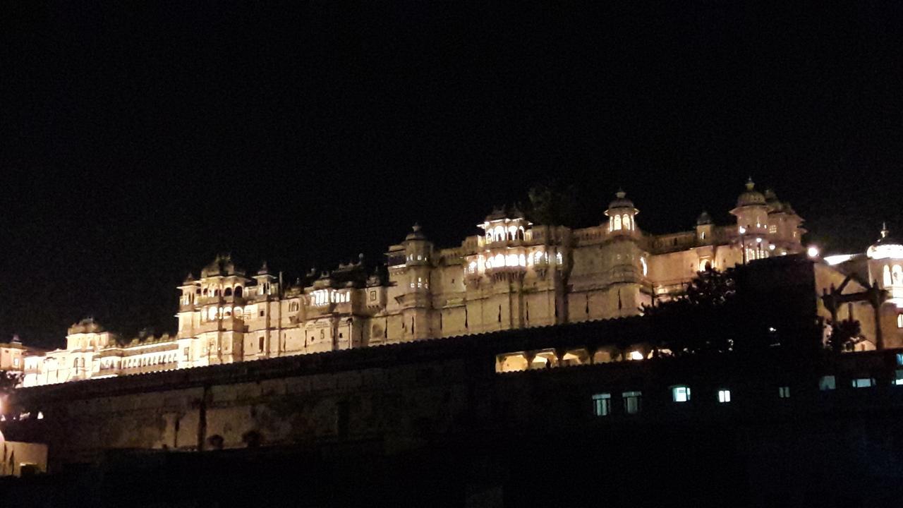 Nandini Paying Guest House Udaipur Ngoại thất bức ảnh